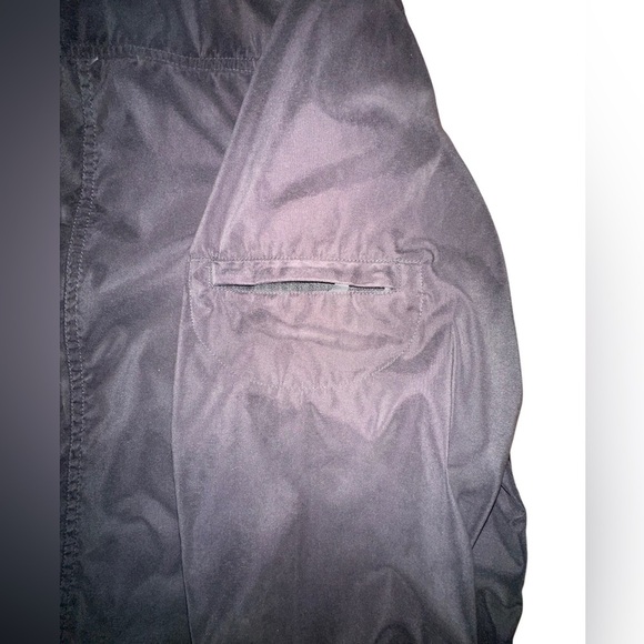 NIKE SHOULDER ZIP PULLOVER WINDBREAKER - Picture 10 of 10